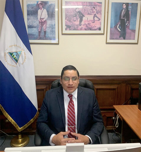 reunion-con-rector-universidad-tecnica-costa-rica